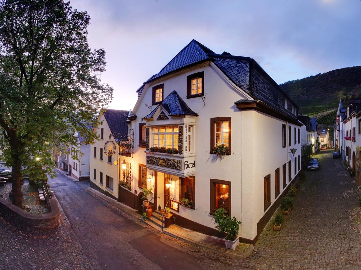 Hotel Weingut Schuetzen Senheim Zewnętrze zdjęcie